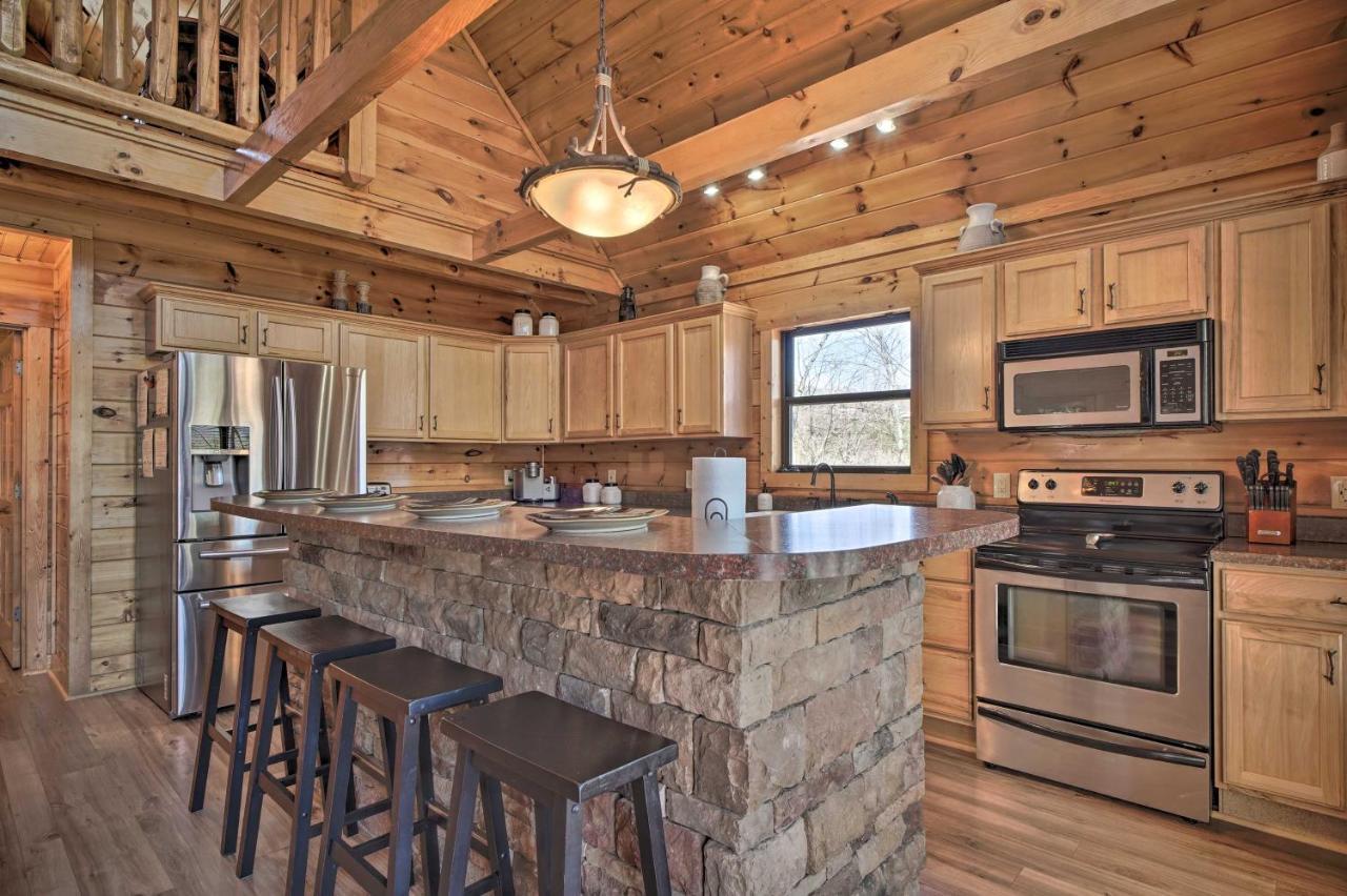 Hatcher Mtn Retreat Sevierville Cabin With Hot Tub! 外观 照片