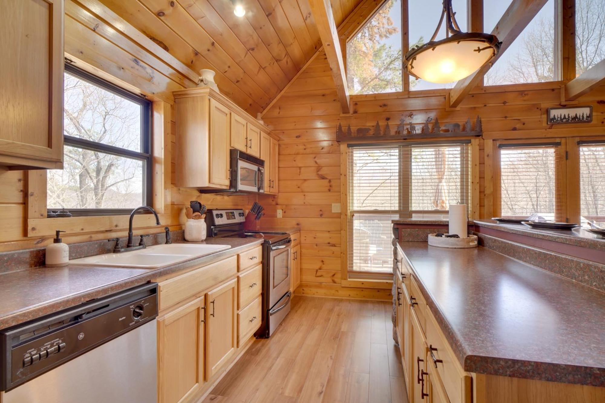 Hatcher Mtn Retreat Sevierville Cabin With Hot Tub! 外观 照片